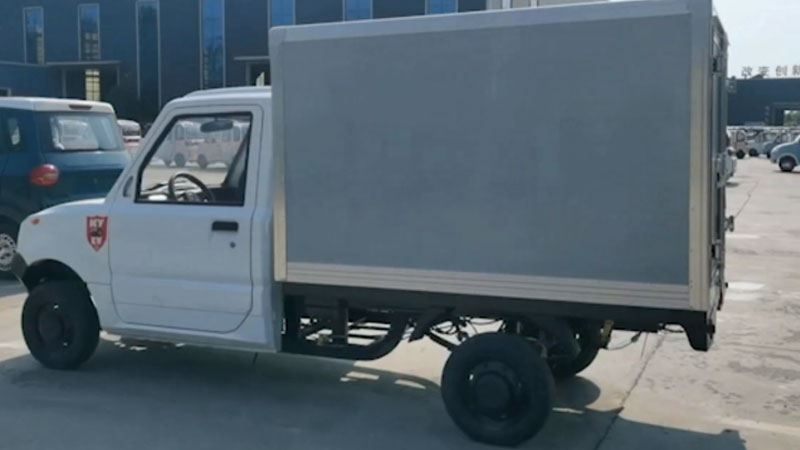 Electric Pickup Truck (Refrigerated Box)